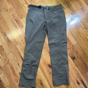 NORTH FACE- Mens- Outdoor Pants- 32